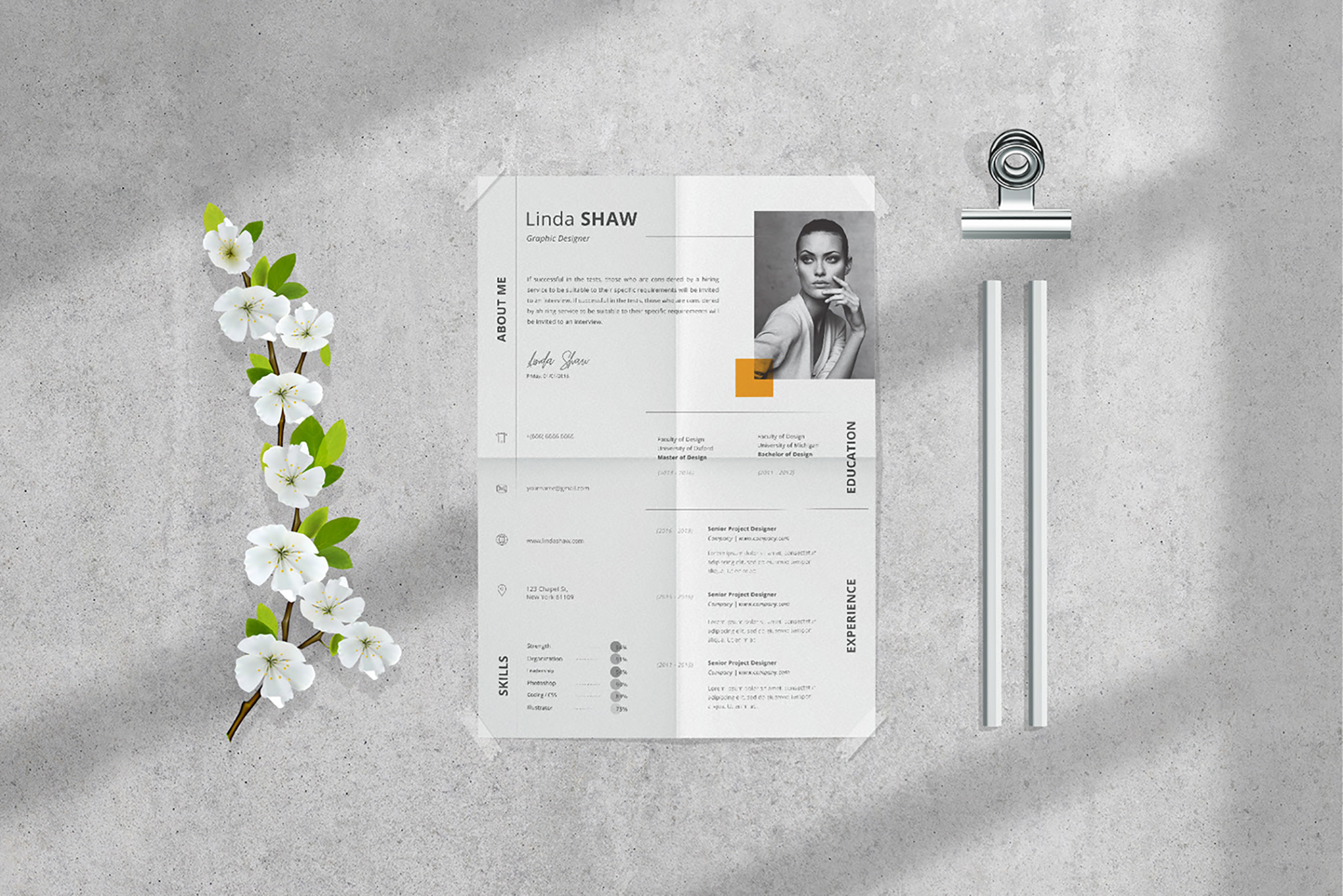 Folded Paper Mockup presentation image